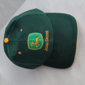 NWOT John Deere Embroidered Truckers Cap Hat Green Yellow John Deere Logo